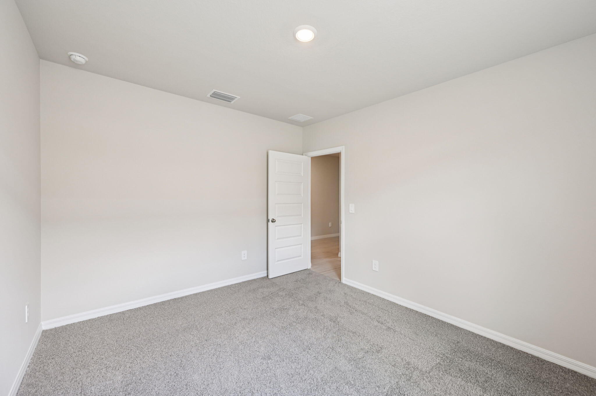 5441 Hampton Park Circle