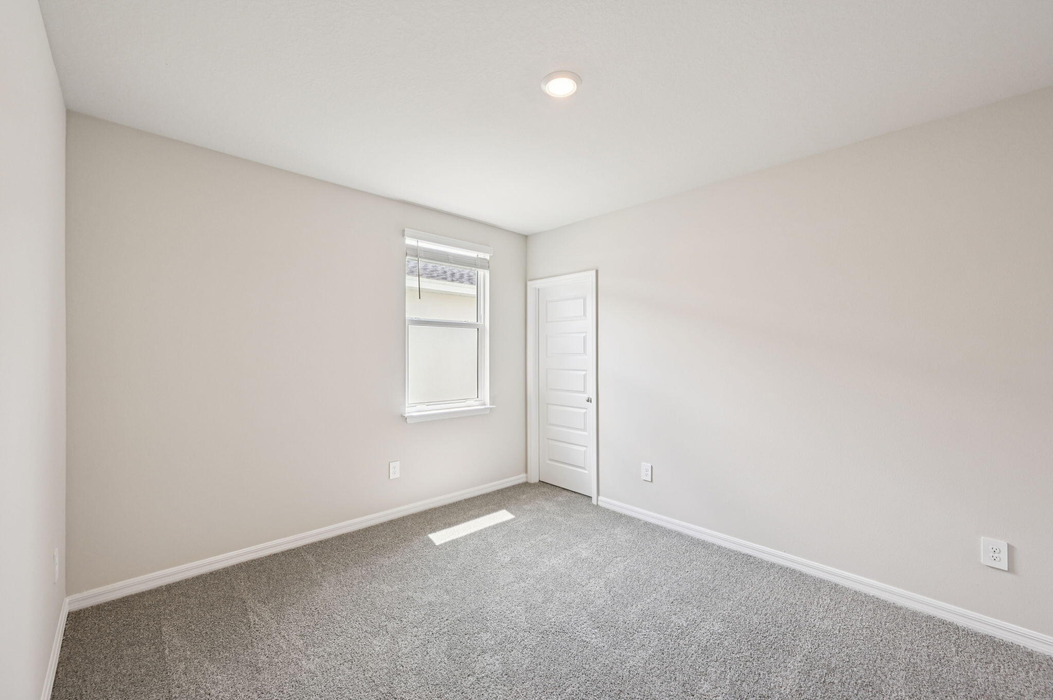 5441 Hampton Park Circle