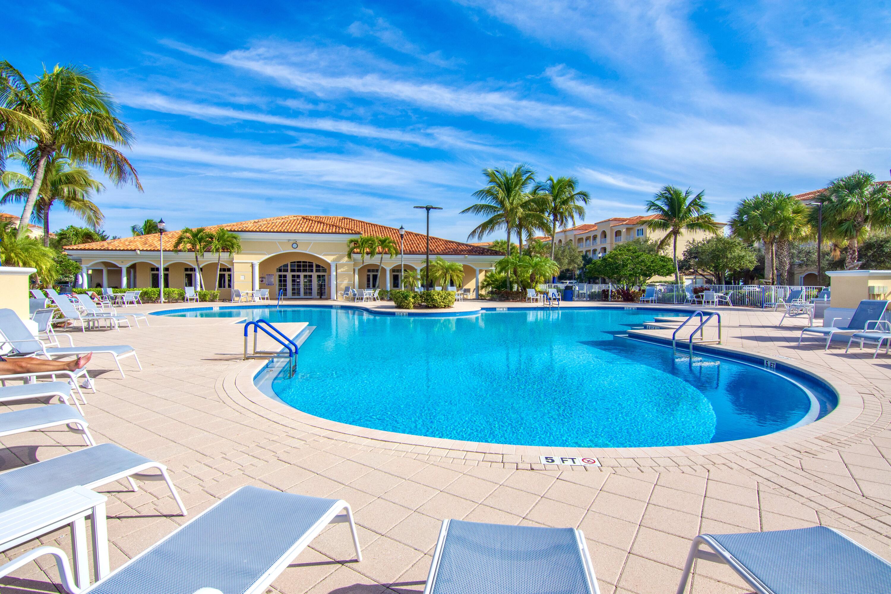 33 Harbour Isle Drive W 306, Fort Pierce Unit: 306