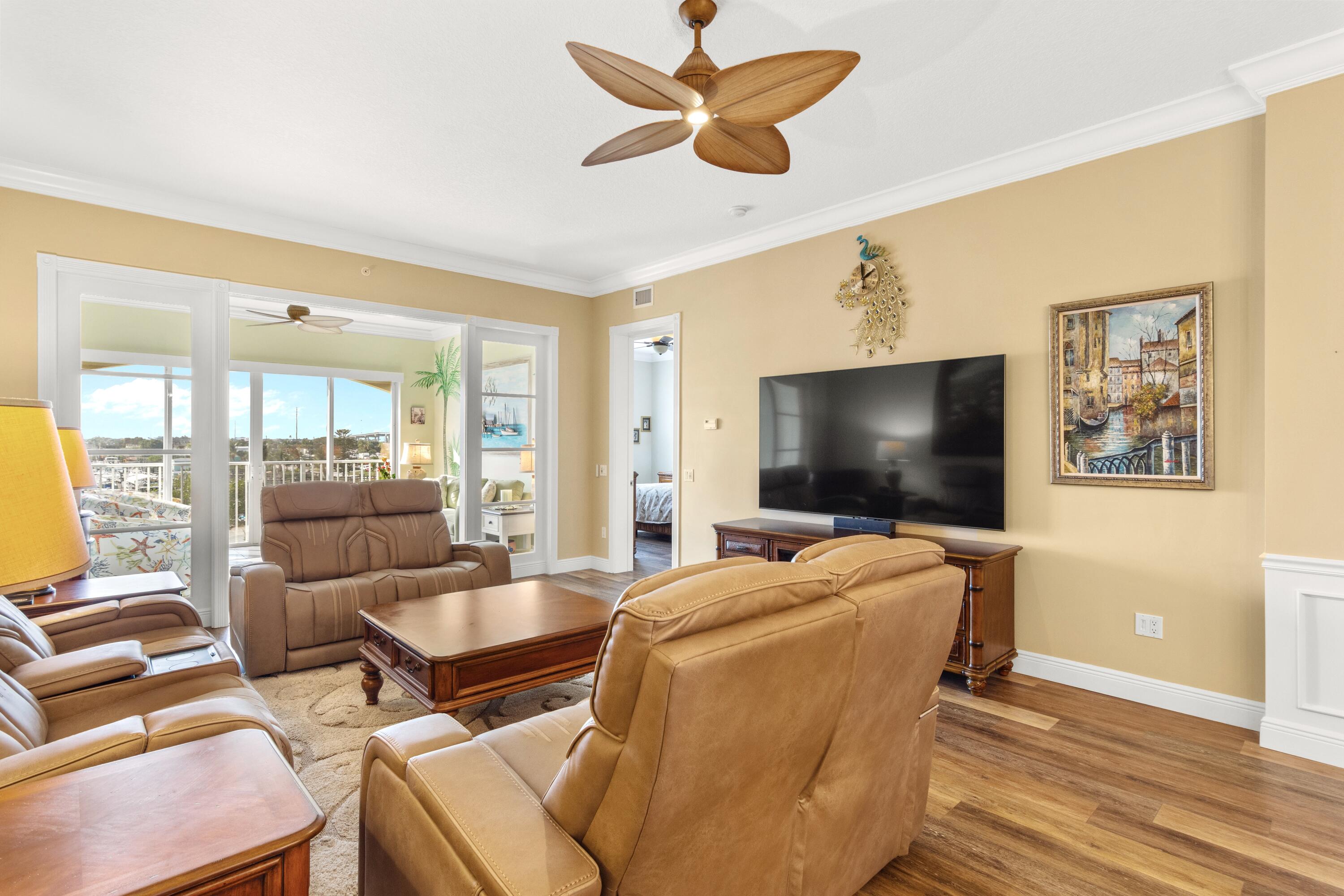 33 Harbour Isle Drive W 306, Fort Pierce Unit: 306