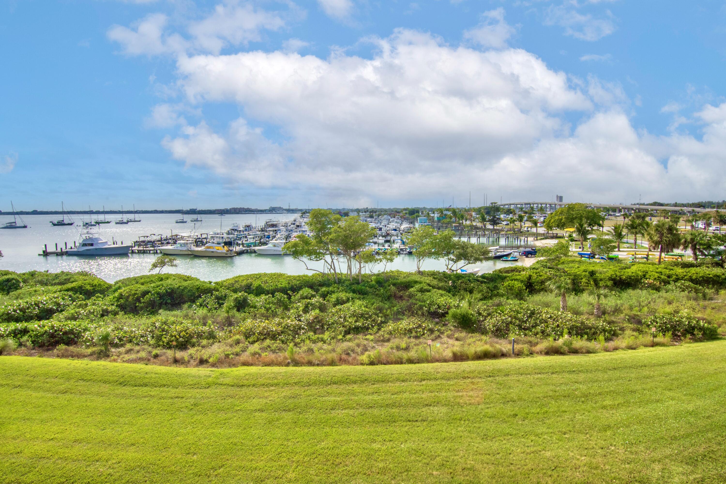 33 Harbour Isle Drive W 306, Fort Pierce Unit: 306