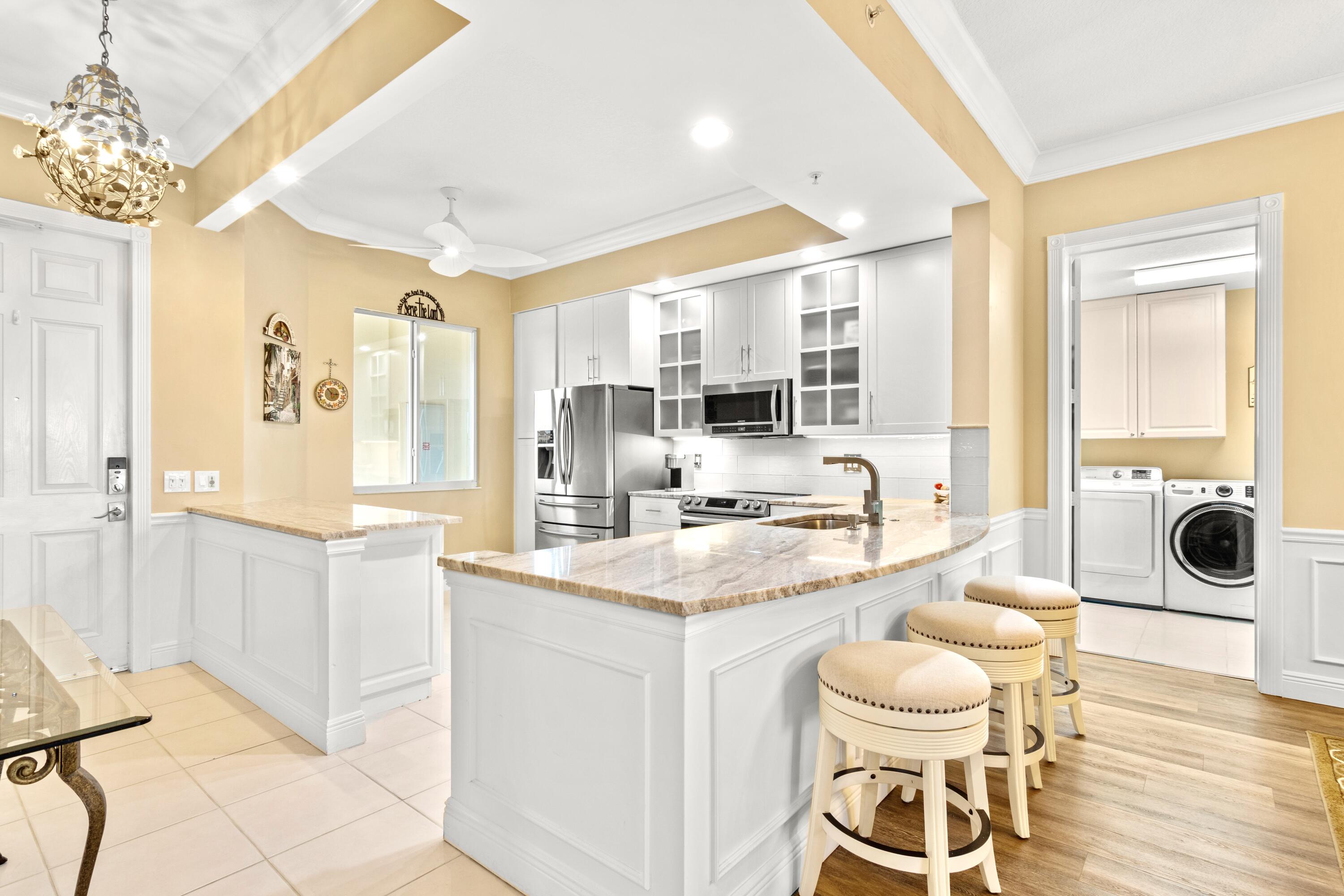 33 Harbour Isle Drive W 306, Fort Pierce Unit: 306