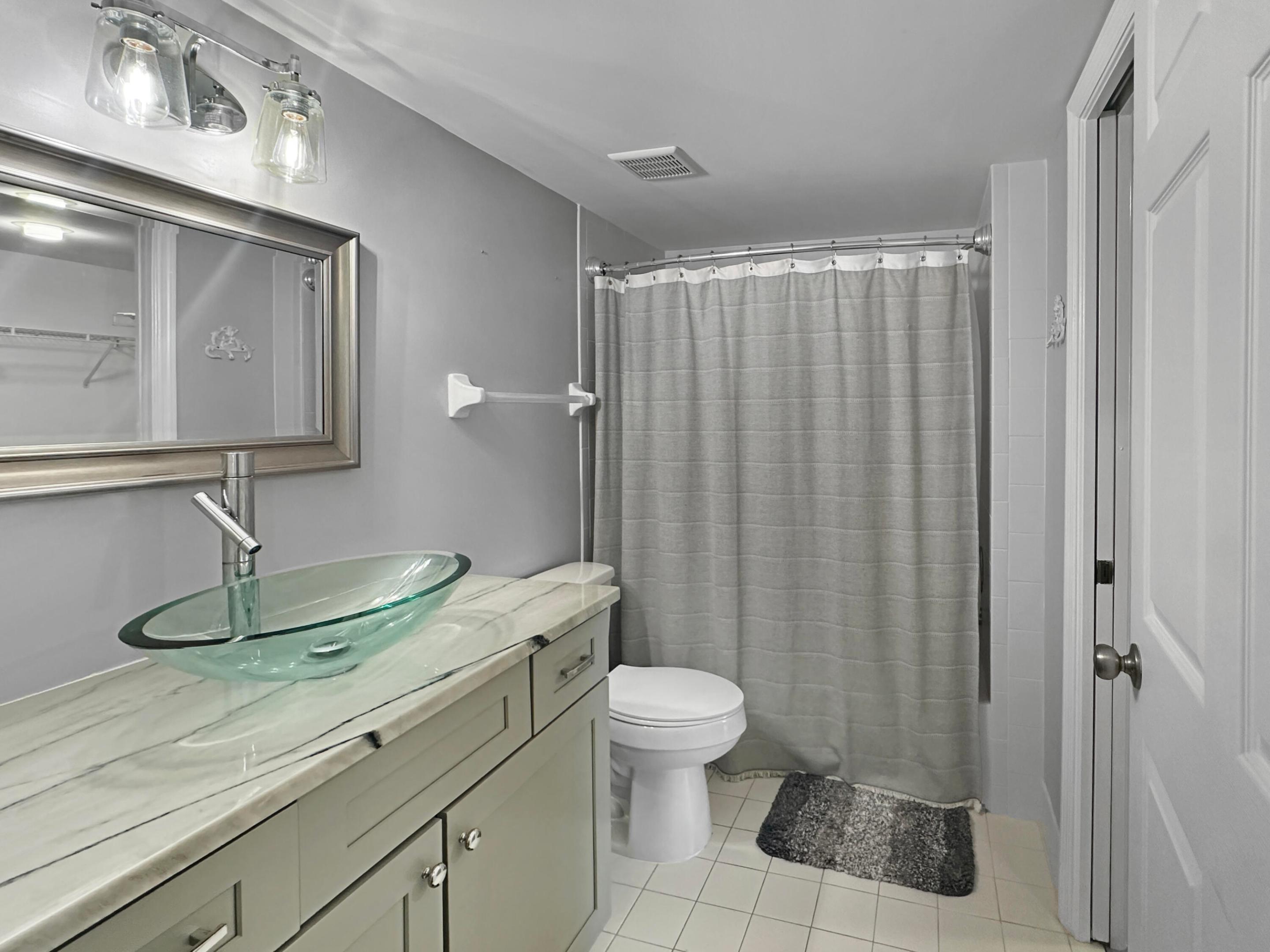 720 Lake Orchid Circle 102