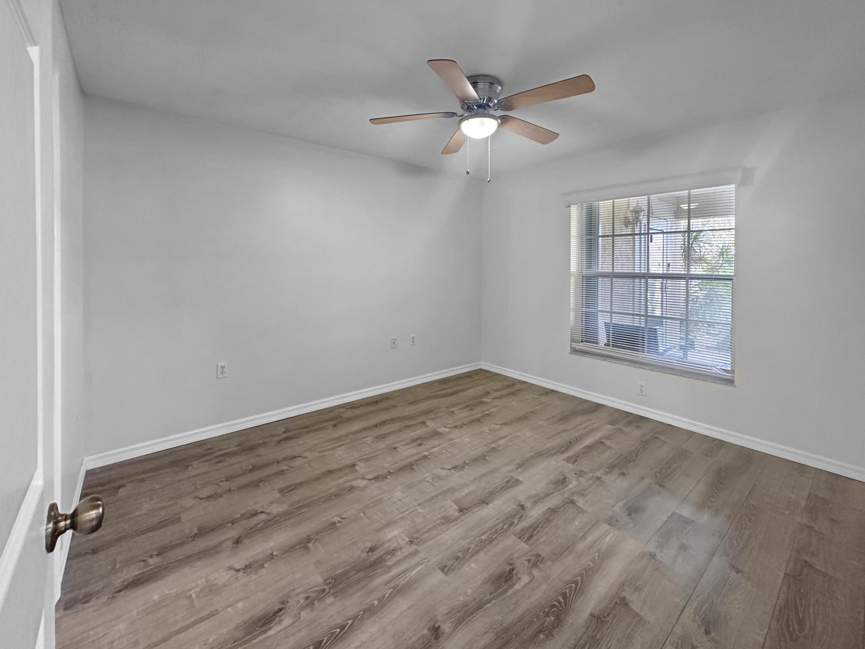 720 Lake Orchid Circle 102