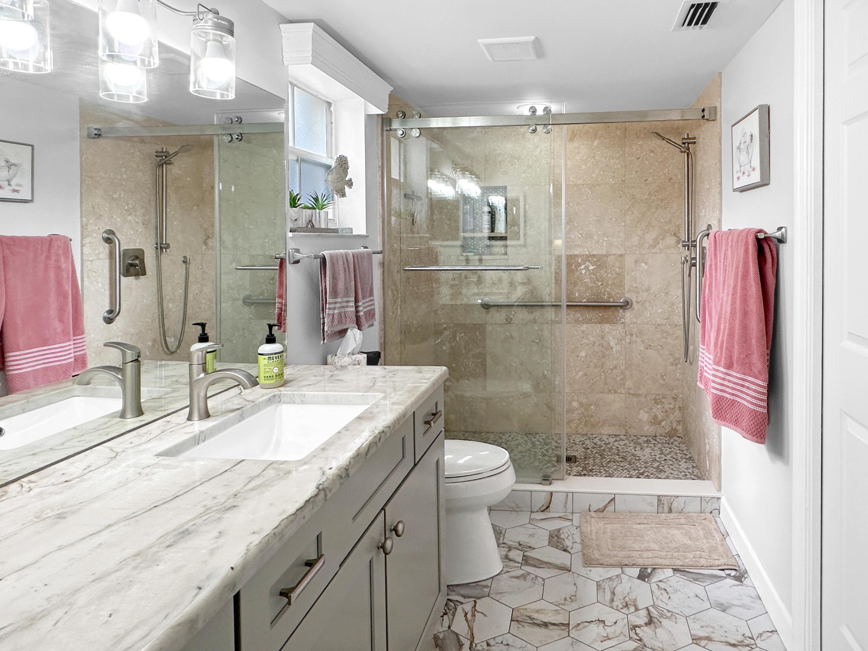 720 Lake Orchid Circle 102