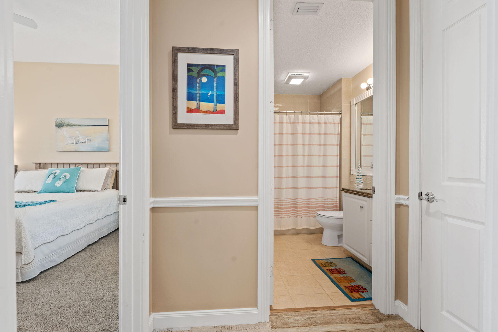 27 Harbour Isle Drive W 203
