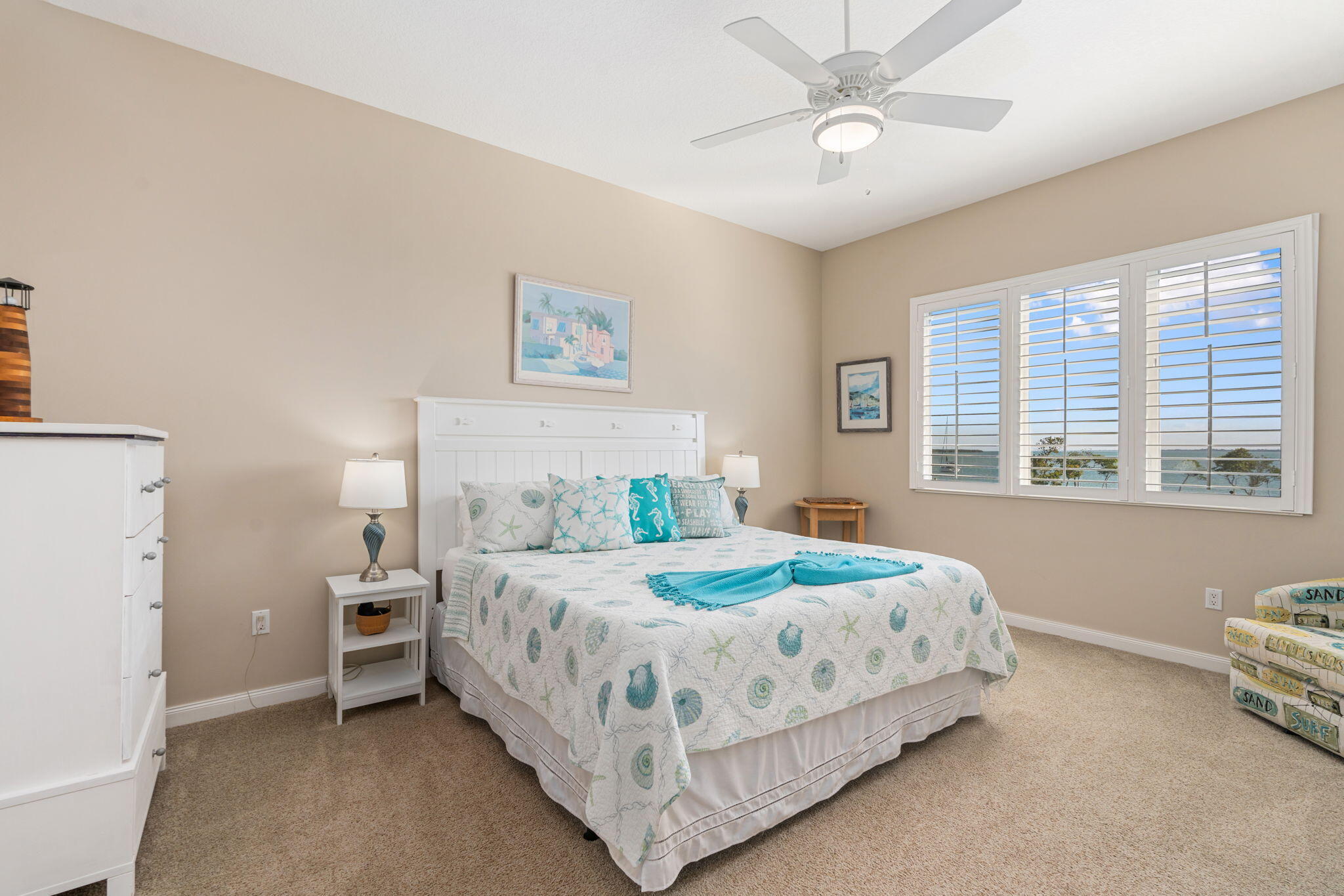 27 Harbour Isle Drive W 203