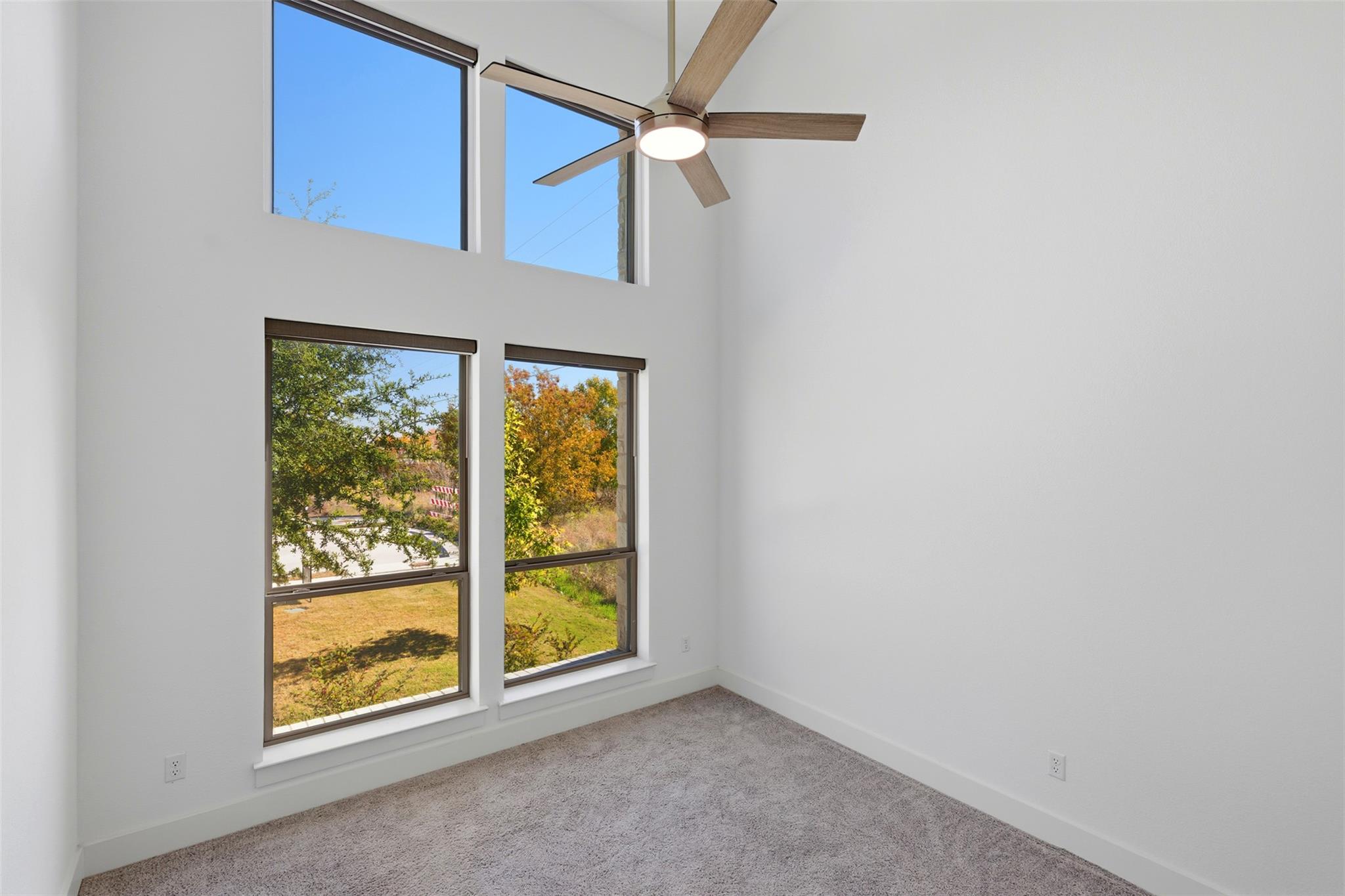 407 Francis Lottie DR