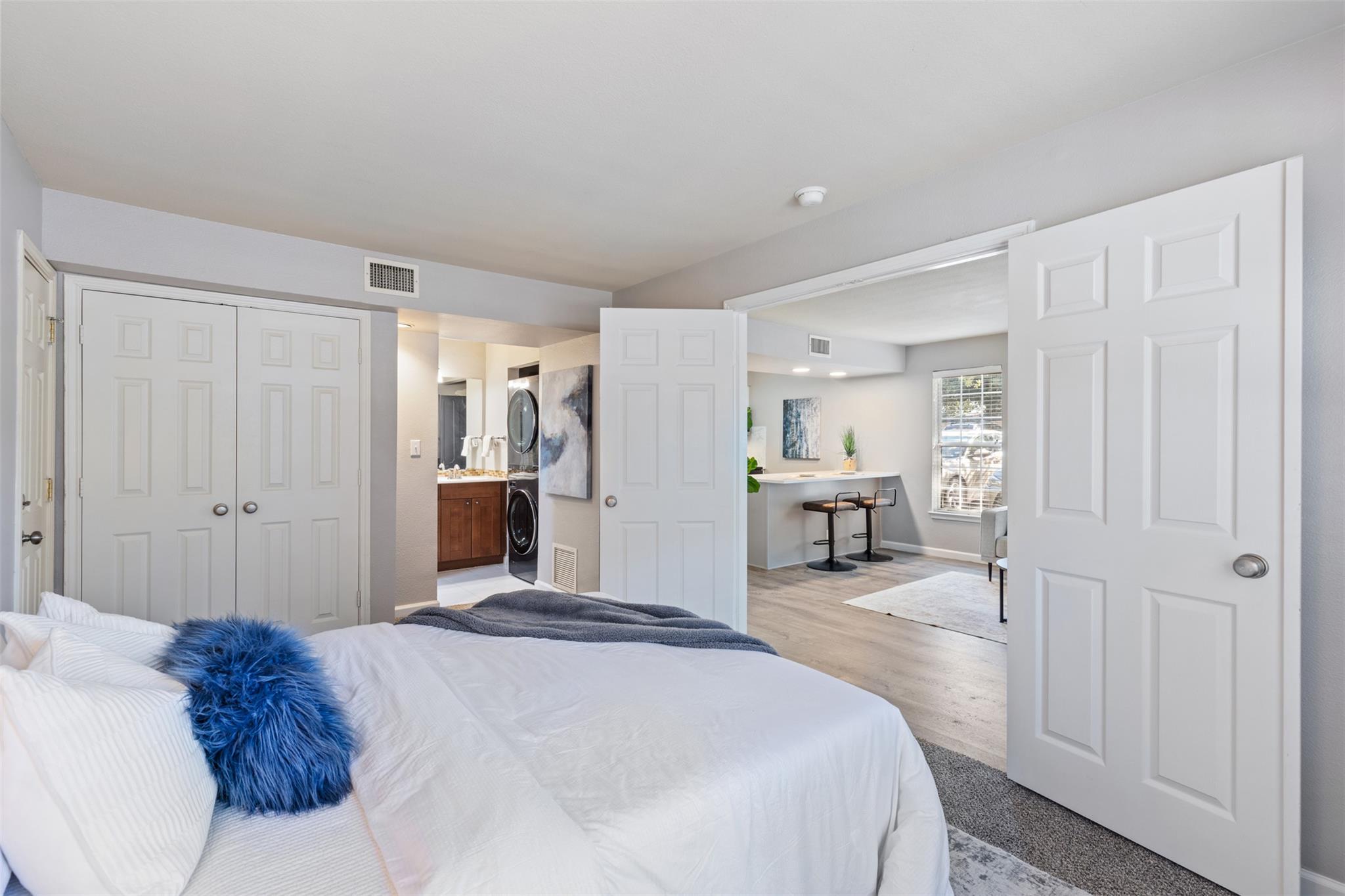 7685 Northcross DR # 200