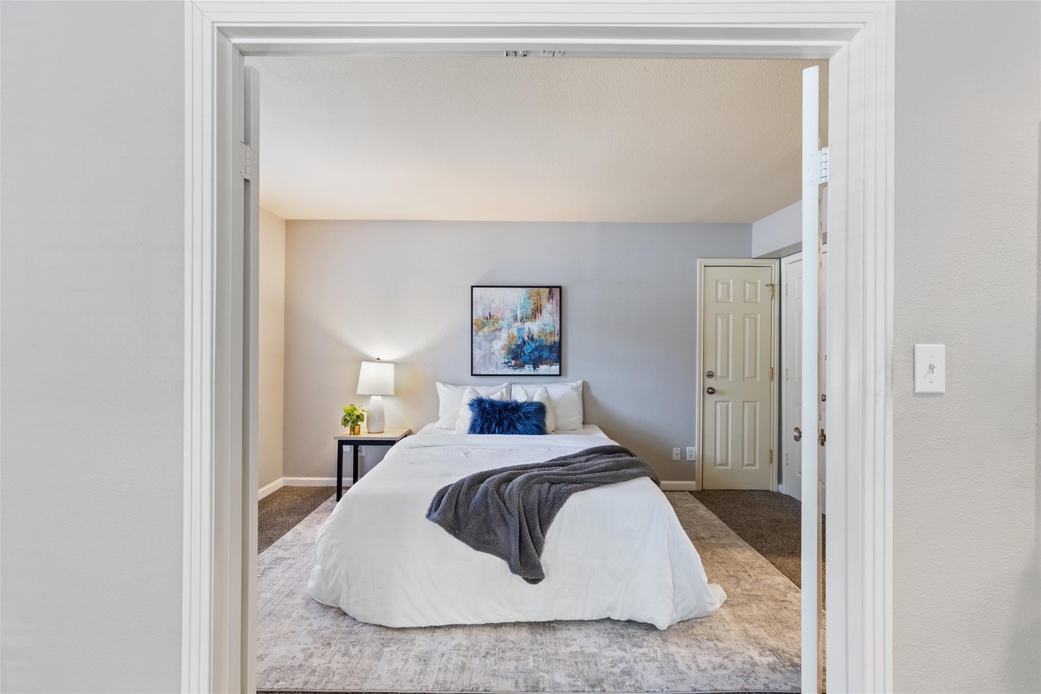 7685 Northcross DR # 200