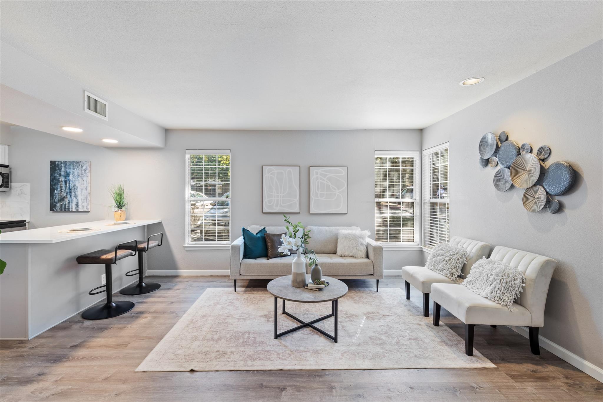 7685 Northcross DR # 200