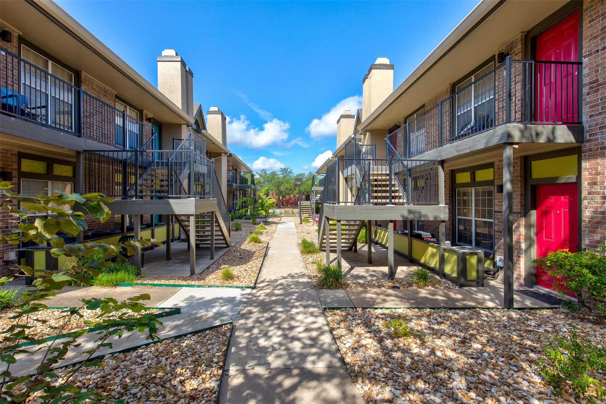 7685 Northcross DR # 200