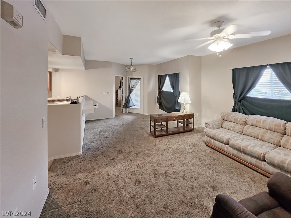 10245 South Maryland Parkway 1193