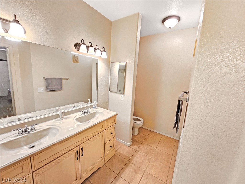 10245 South Maryland Parkway 1193