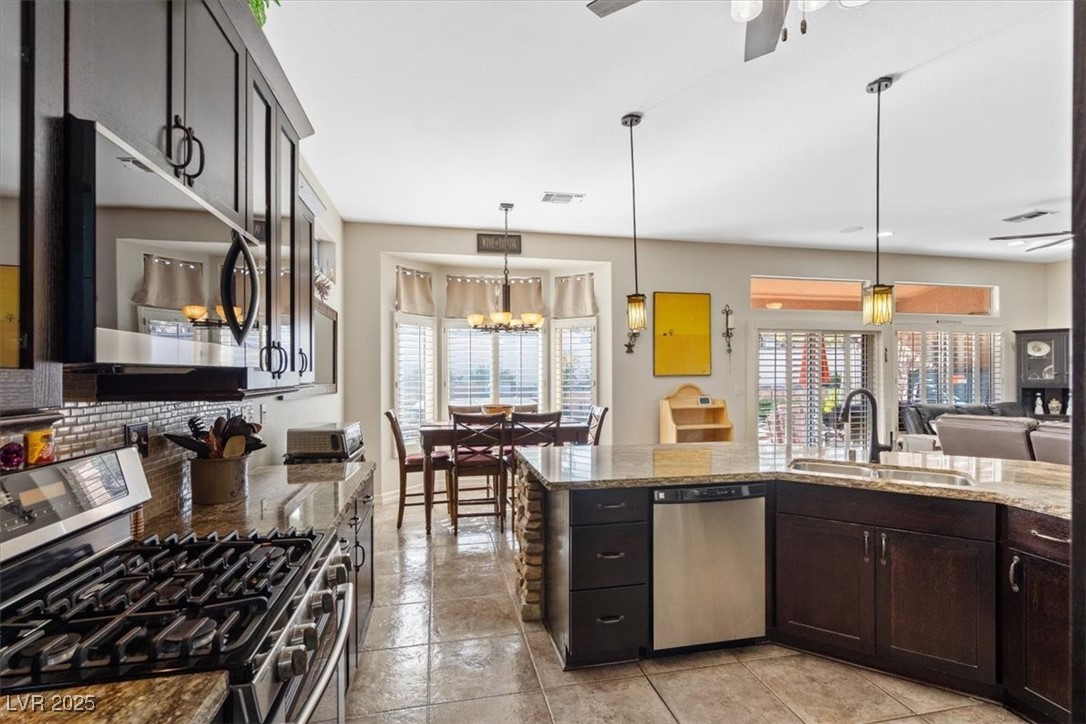 2525 Banora Point Drive