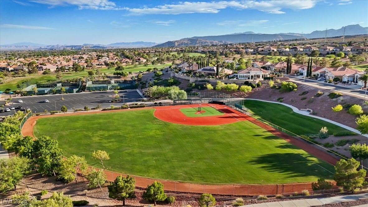 2525 Banora Point Drive