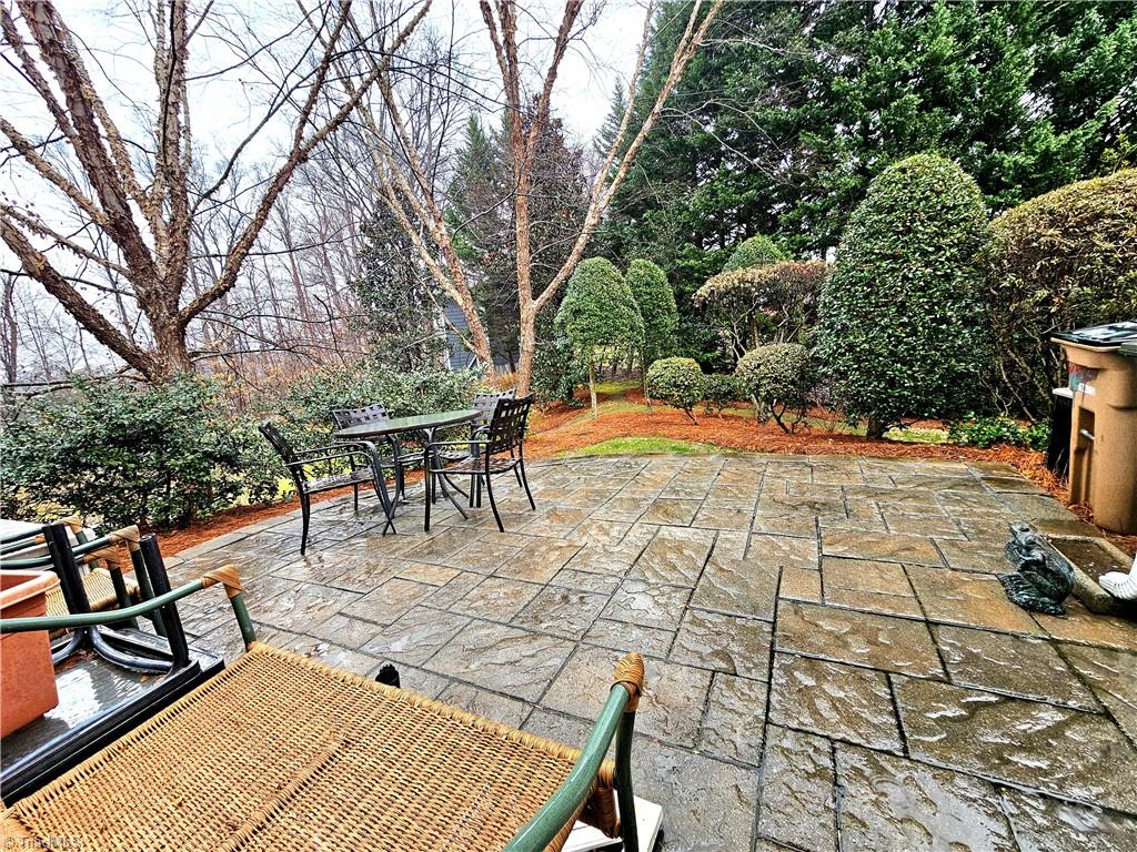 1 Cobble Lane