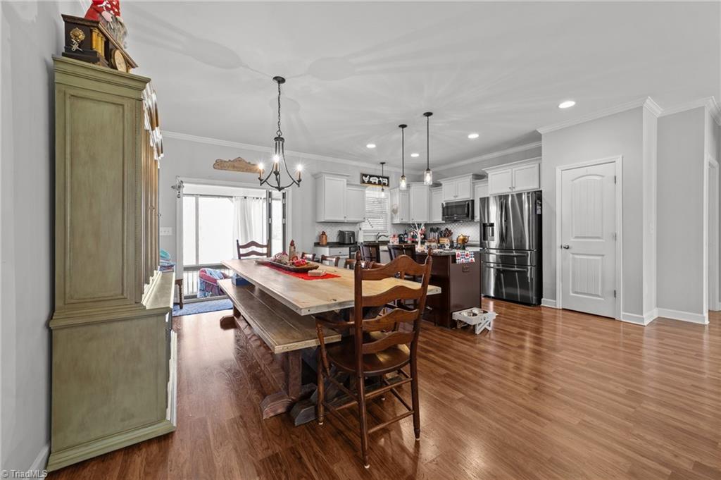 384 Twin Creeks Drive