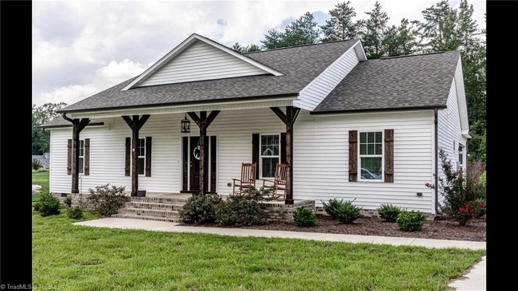 384 Twin Creeks Drive