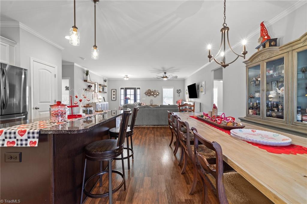 384 Twin Creeks Drive