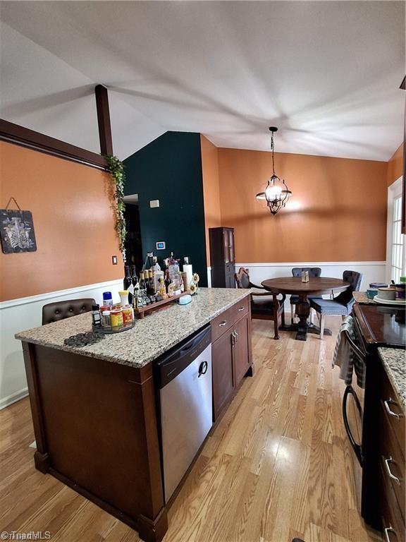 2307 Pineview Drive