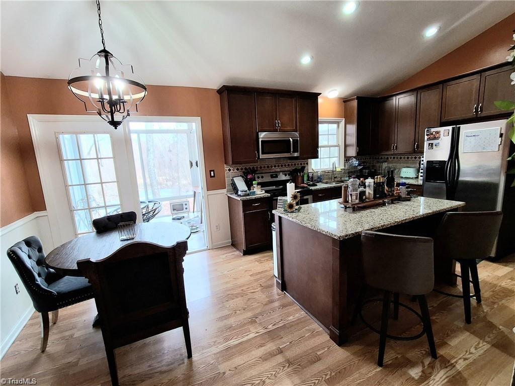 2307 Pineview Drive