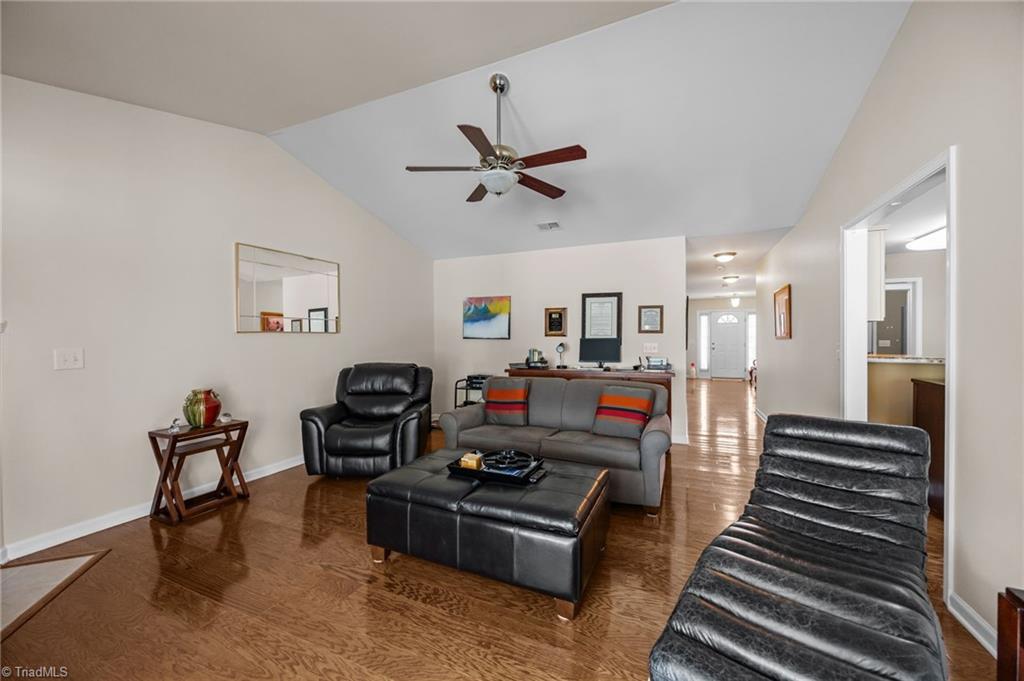 2156 Rosemont Drive