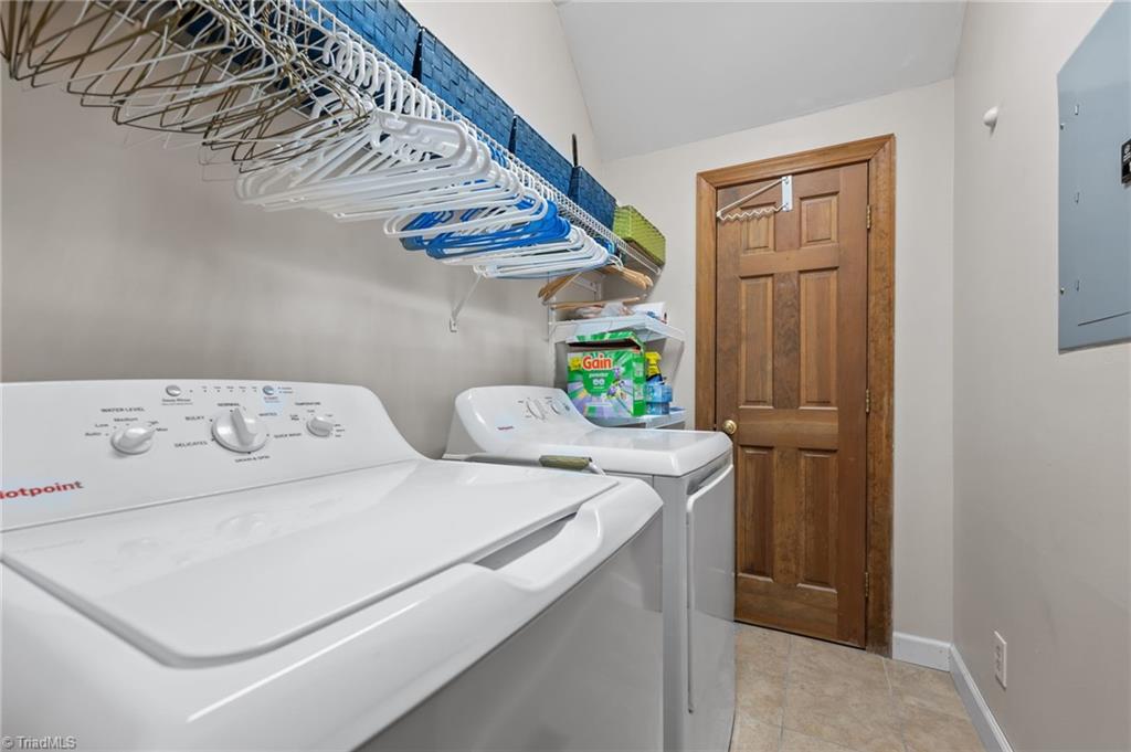 3901 Coltswood Drive