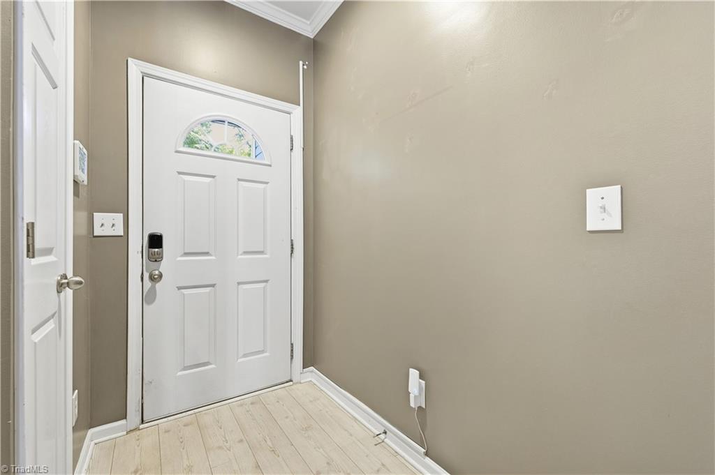 6 Cobble Lane