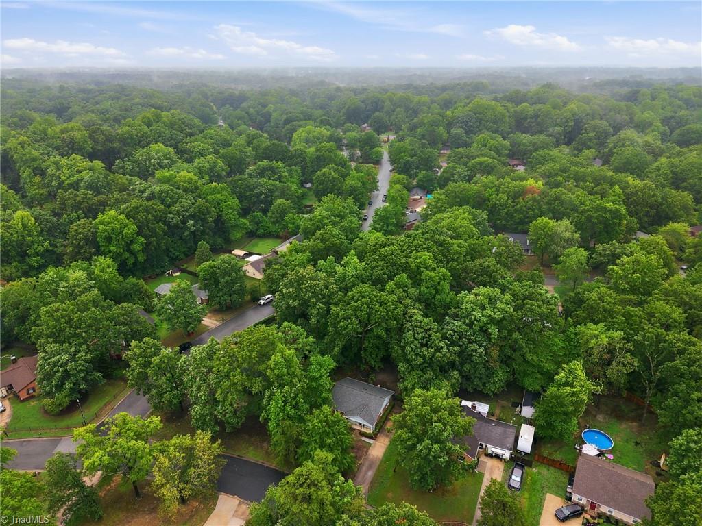 2210 Bracyridge Road