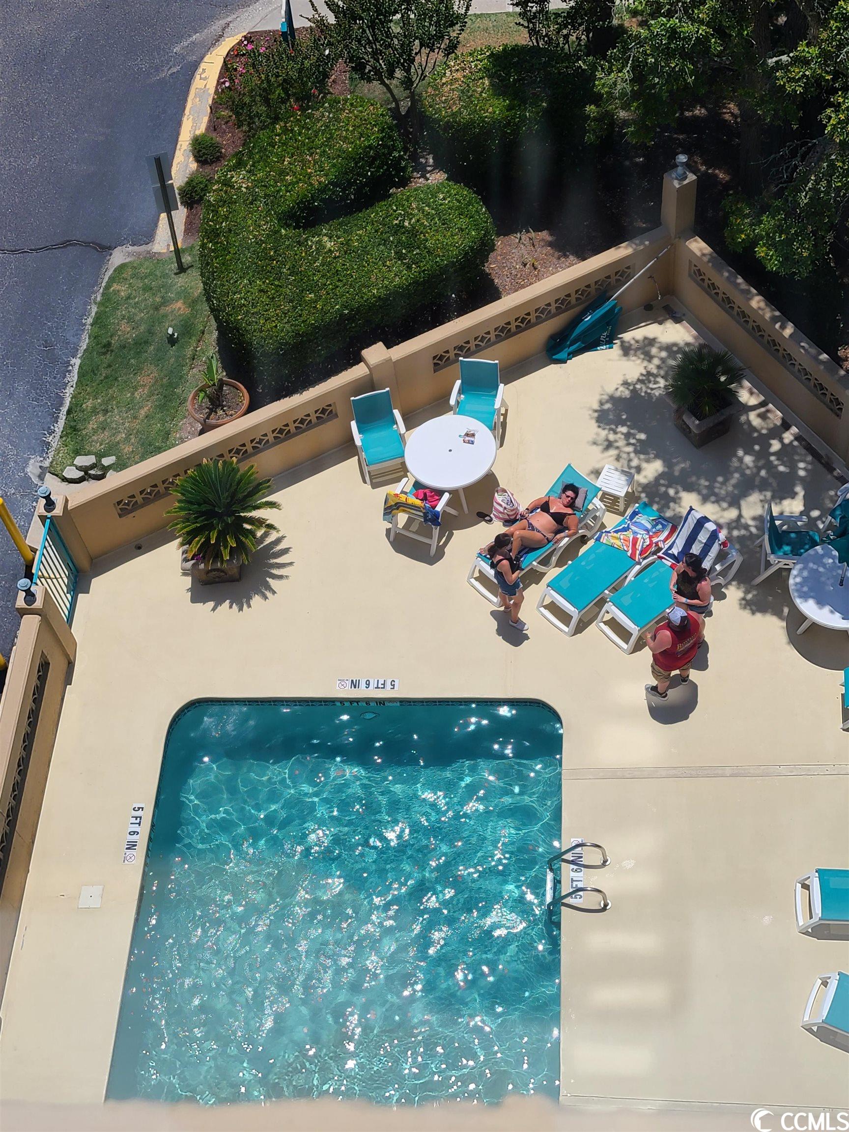 210 75th Ave N Unit: 4051