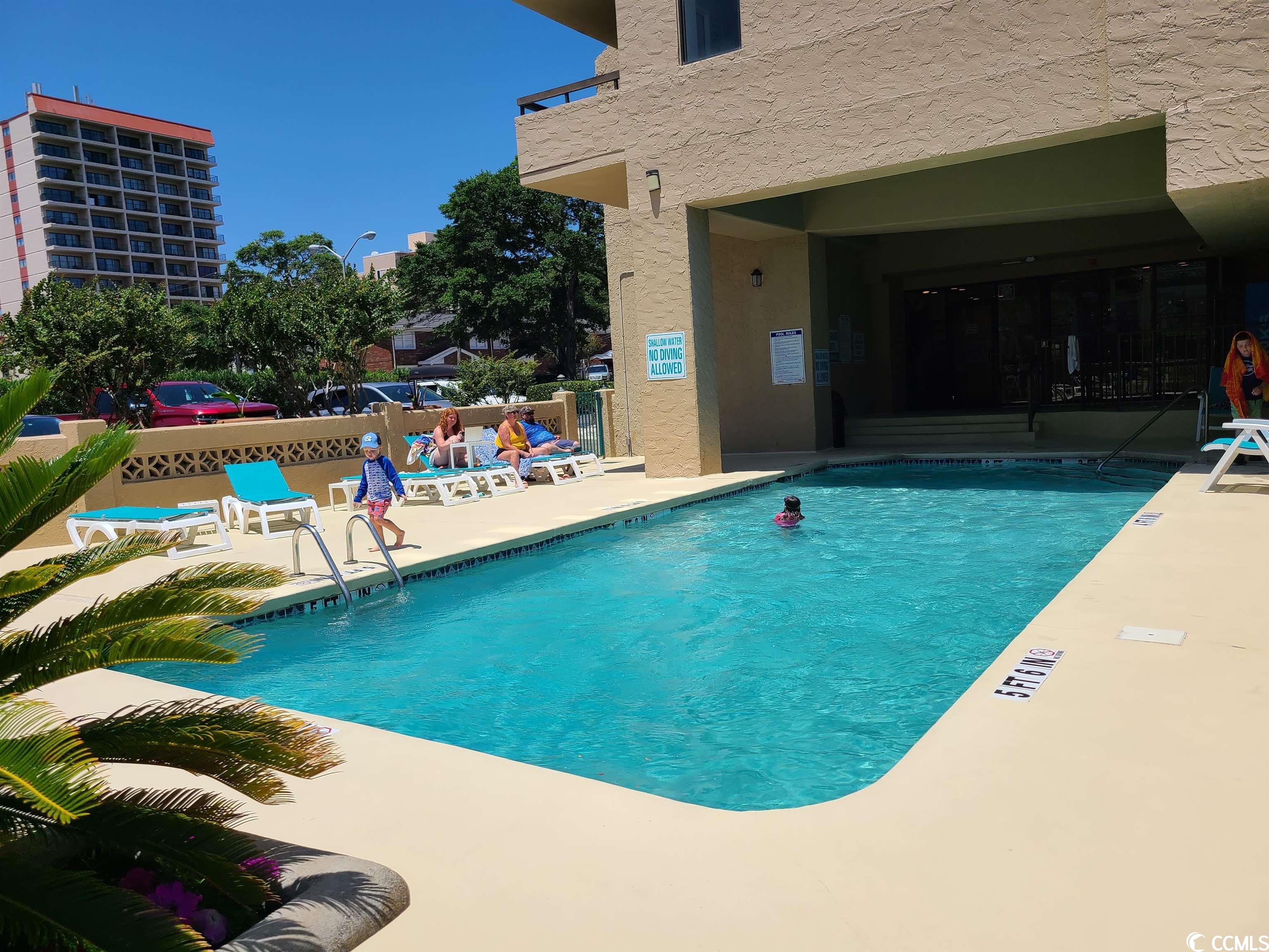 210 75th Ave N Unit: 4051