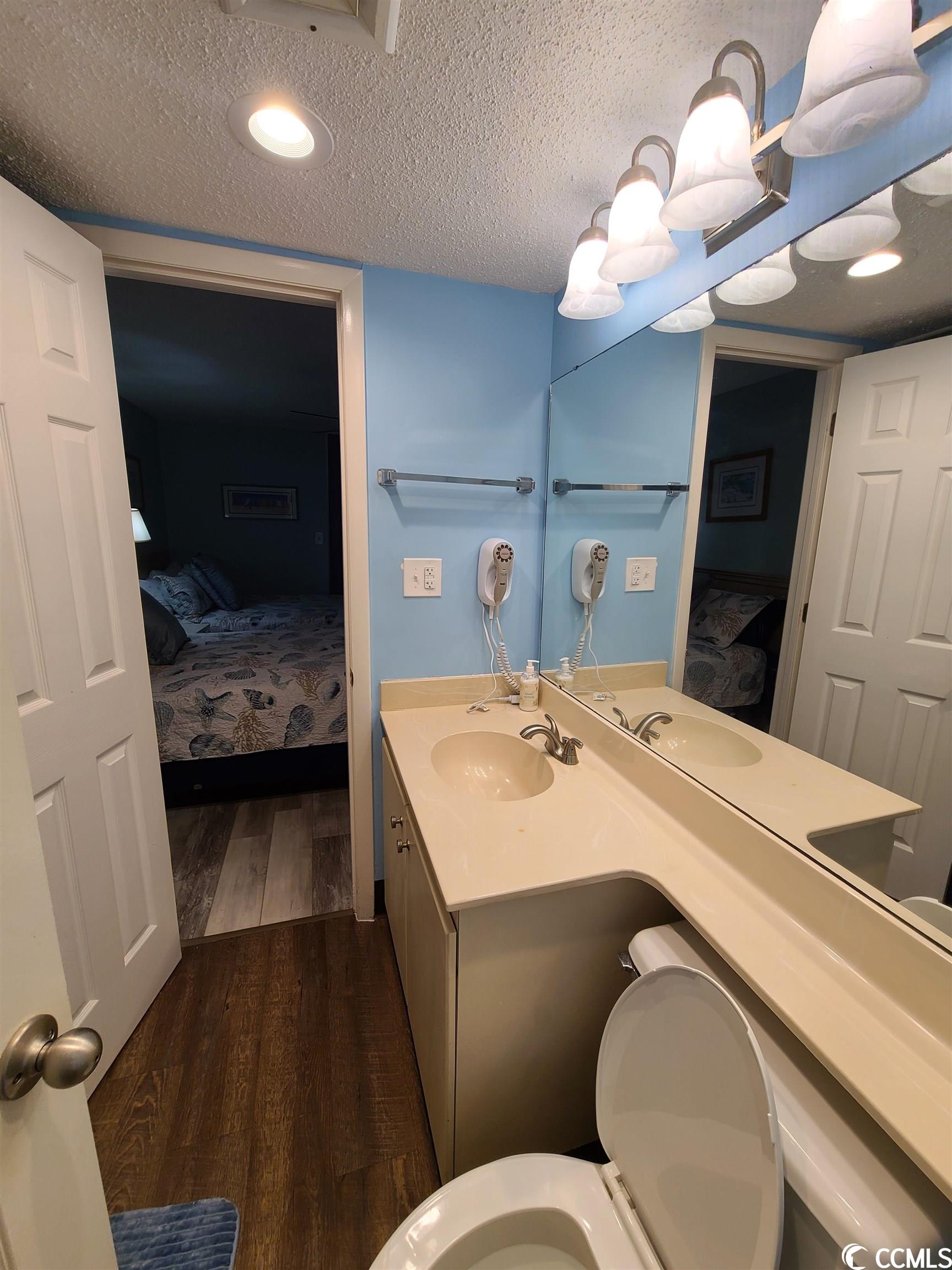 210 75th Ave N Unit: 4051