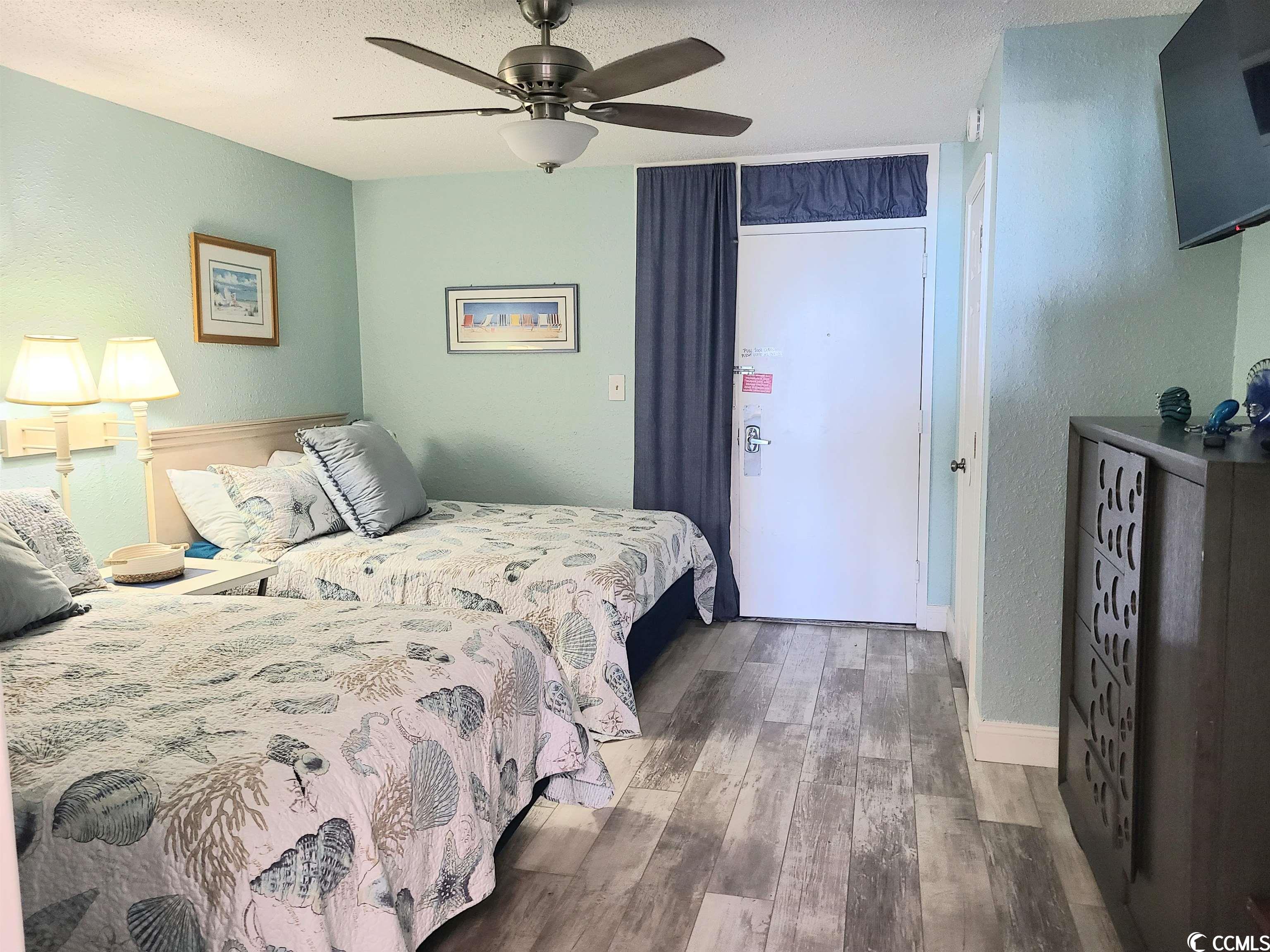 210 75th Ave N Unit: 4051