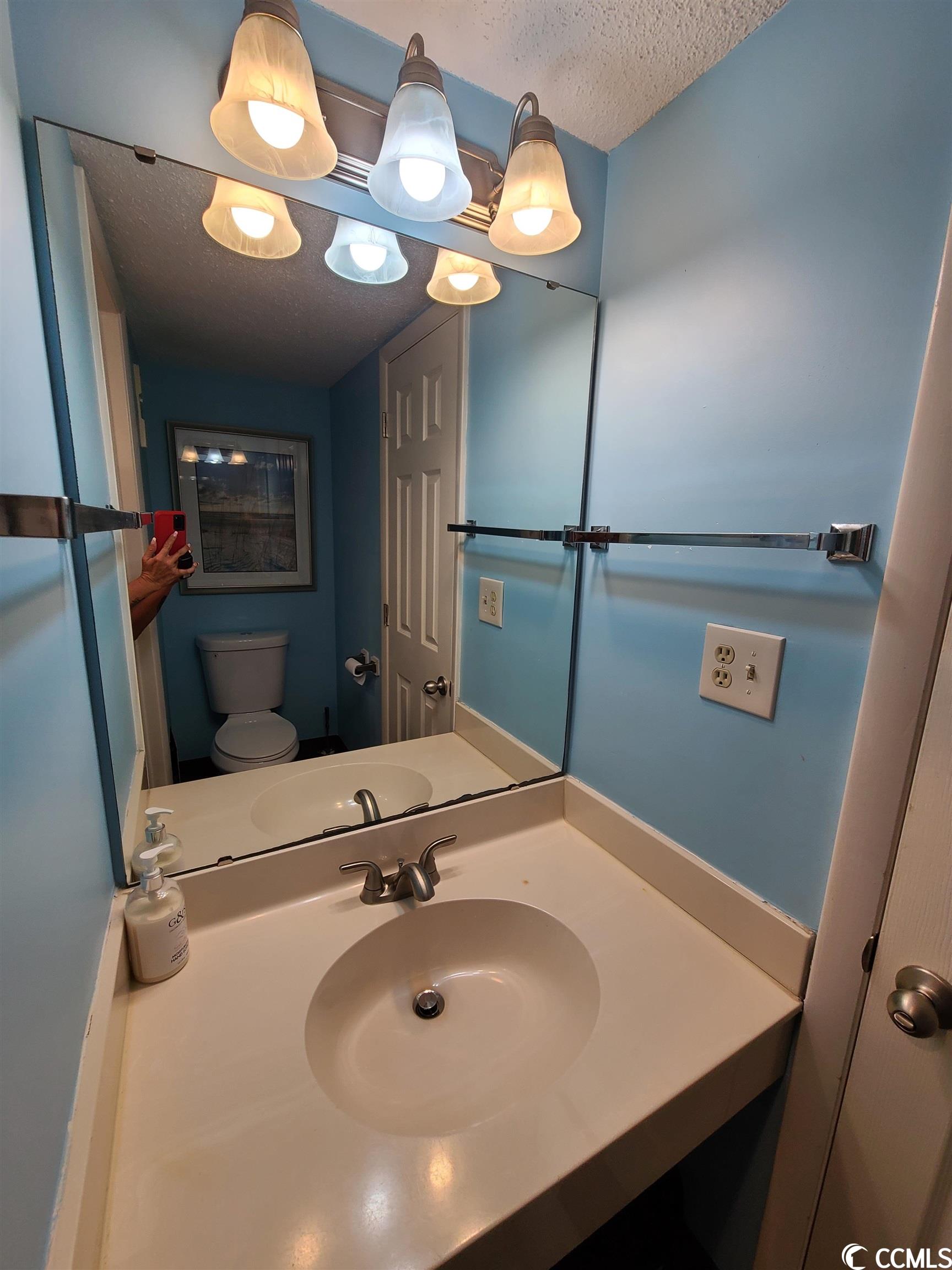 210 75th Ave N Unit: 4051