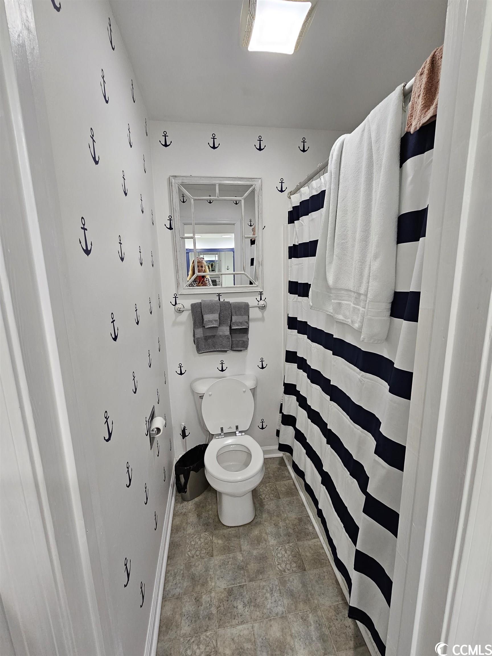 1900 Duffy St. Unit: L-6