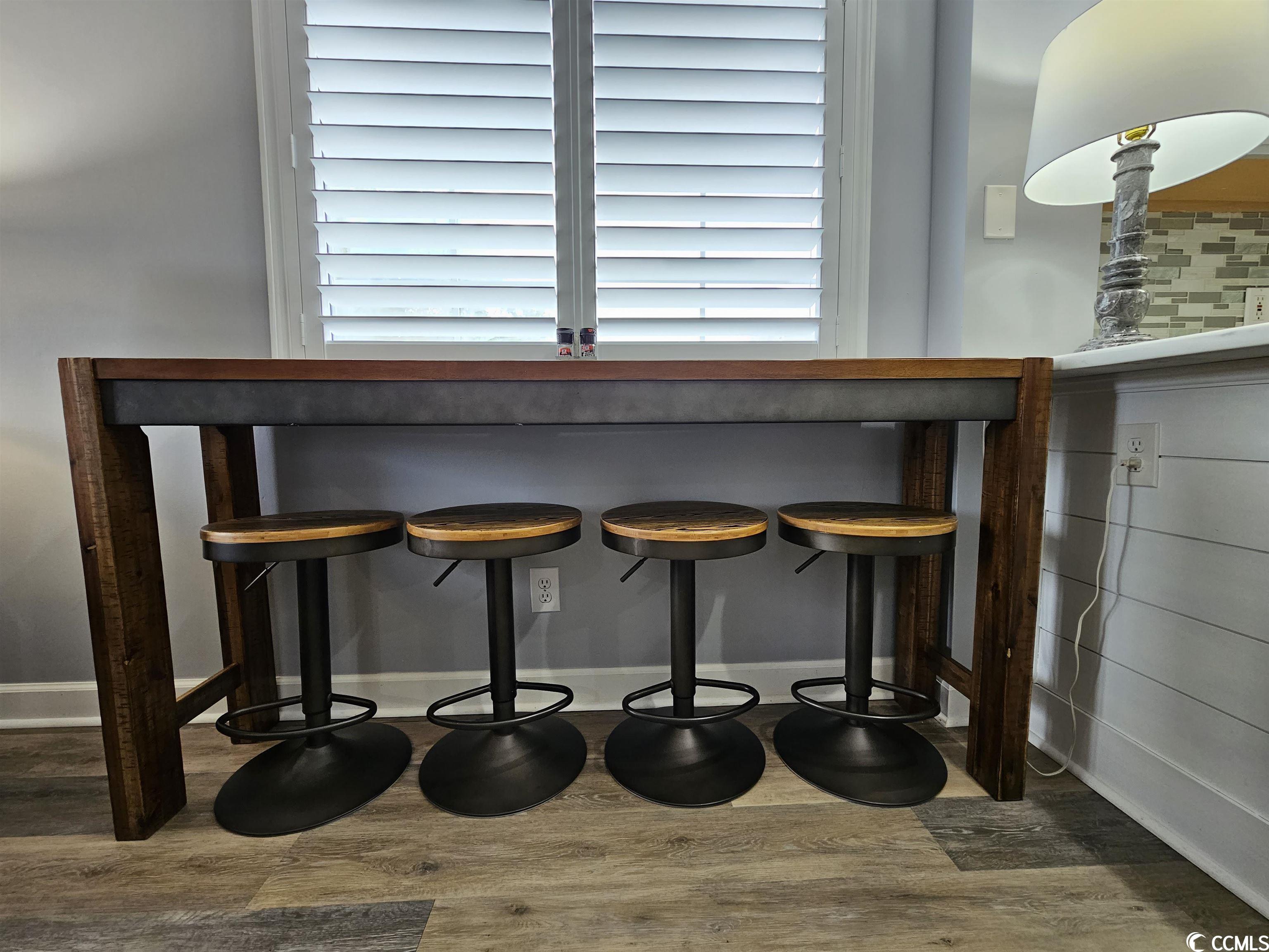 1900 Duffy St. Unit: L-6
