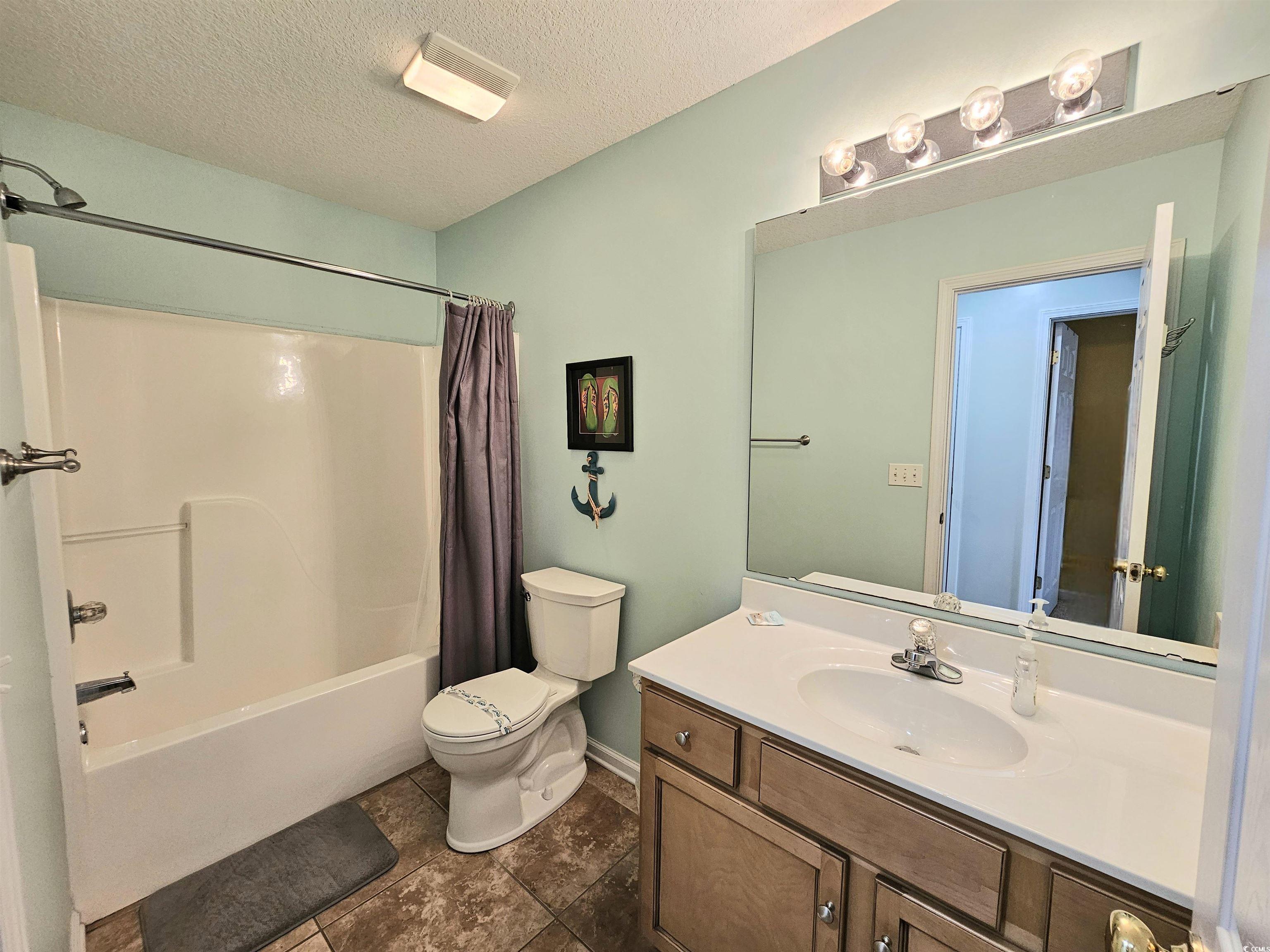 221 15th Ave. S