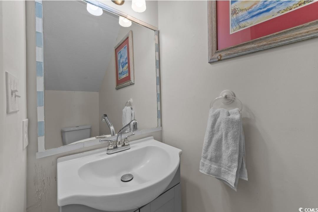404 71st Ave. N Unit: 709