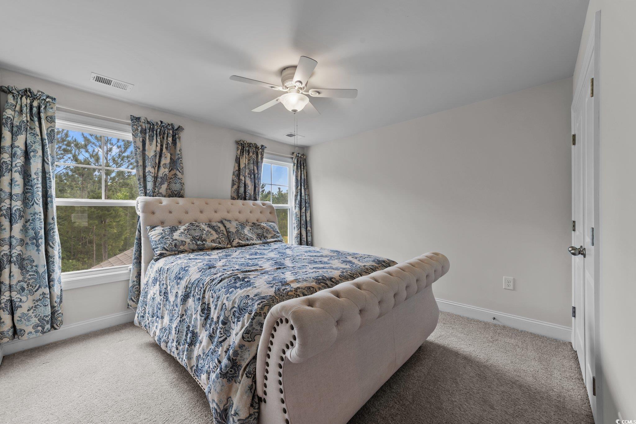 1325 Bermuda Grass Dr.