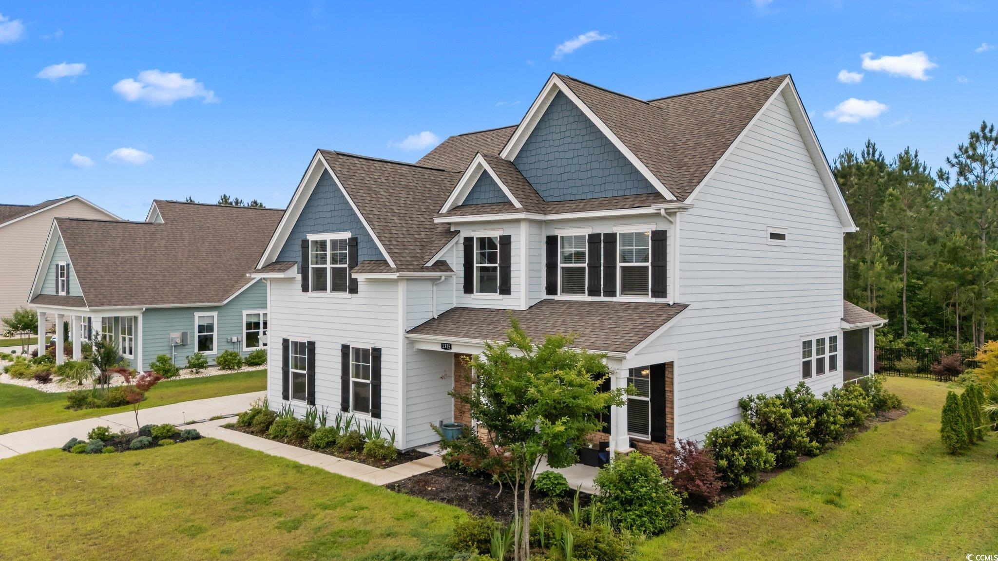 1325 Bermuda Grass Dr.