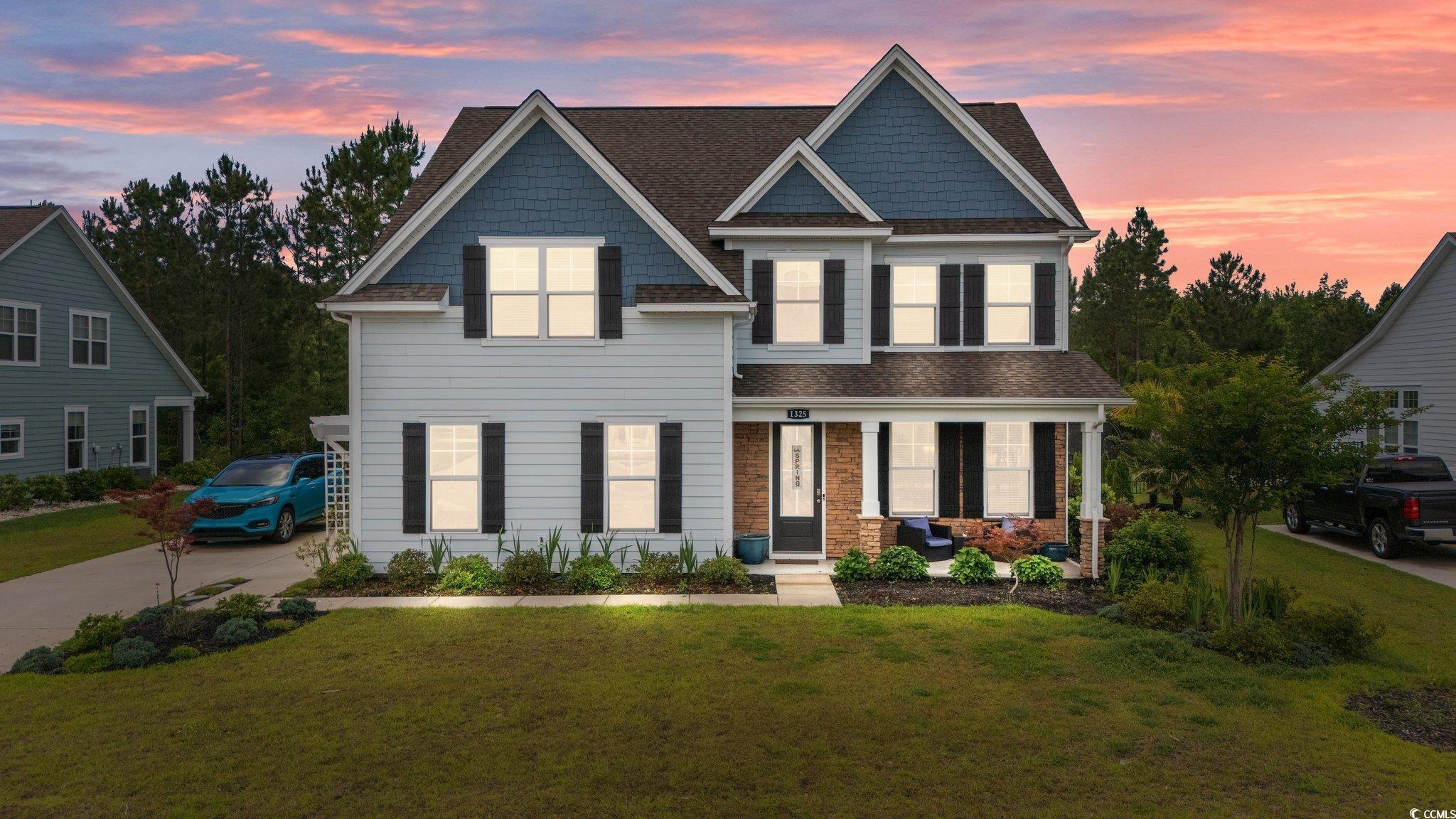 1325 Bermuda Grass Dr.