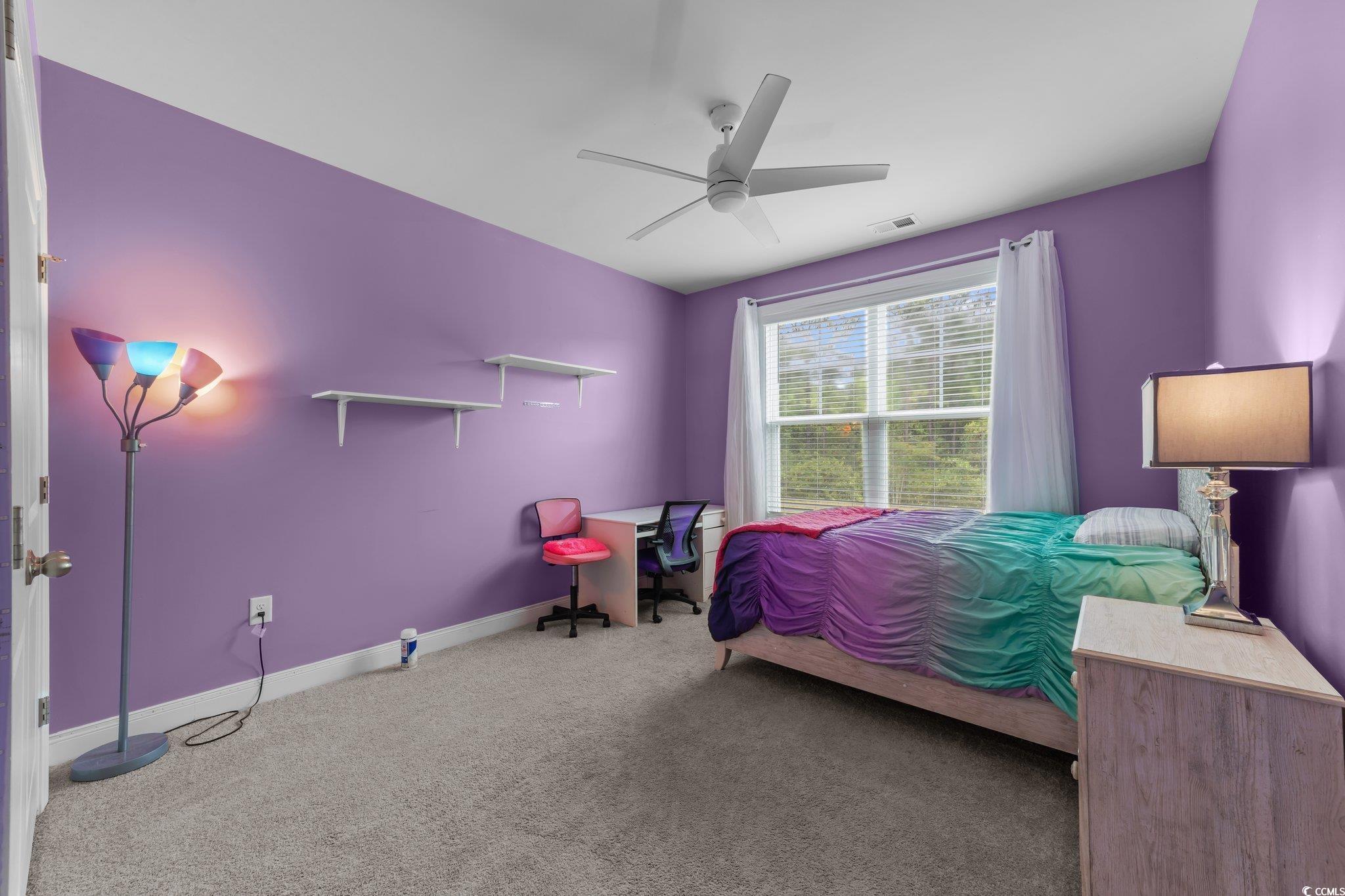 1325 Bermuda Grass Dr.