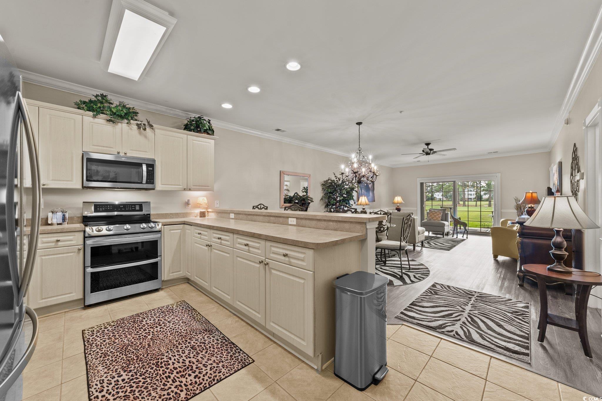 4878 Luster Leaf Circle Unit: 102