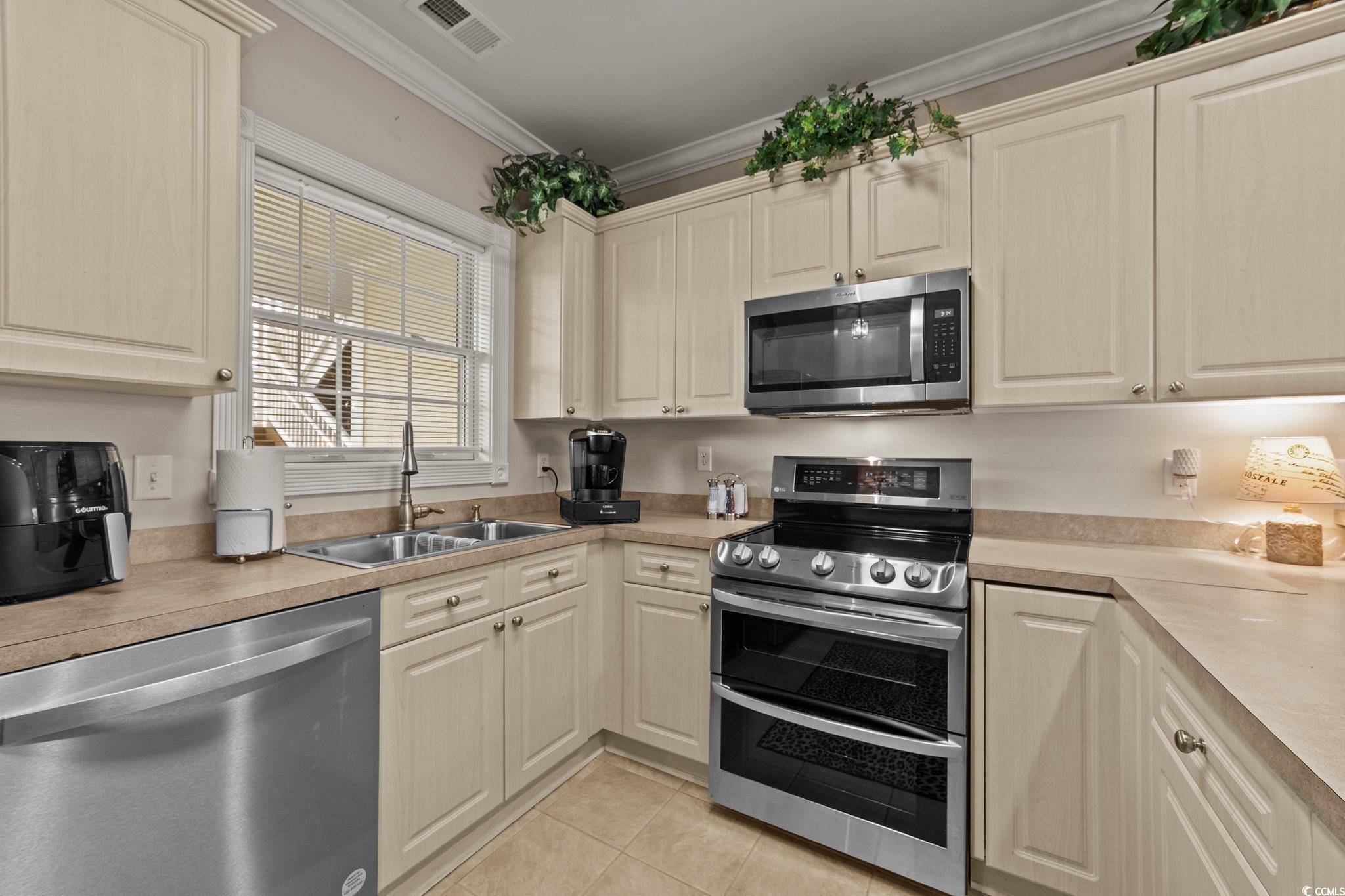 4878 Luster Leaf Circle Unit: 102