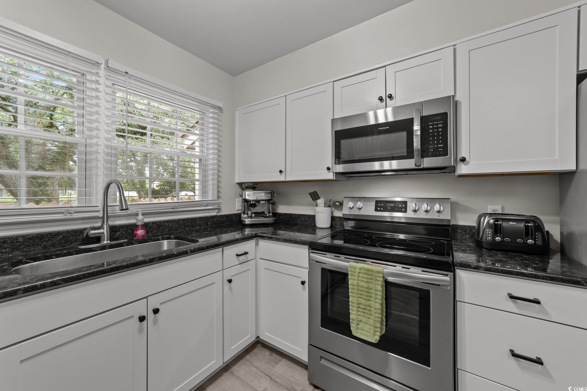 1409 Highway 15 Unit: 4