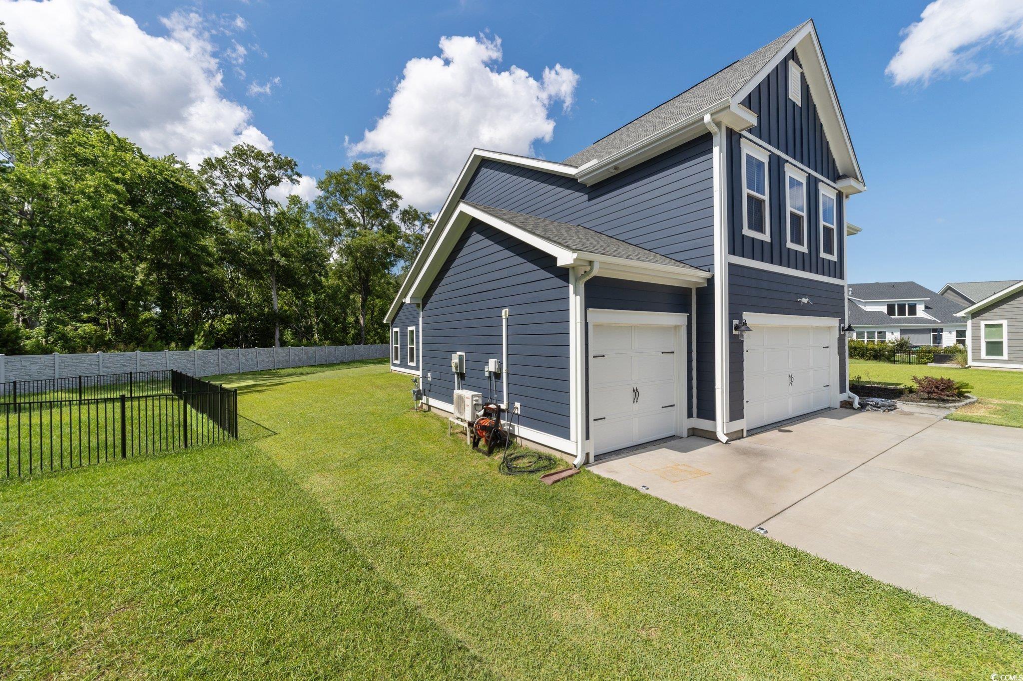 2212 Leeboard Ct.