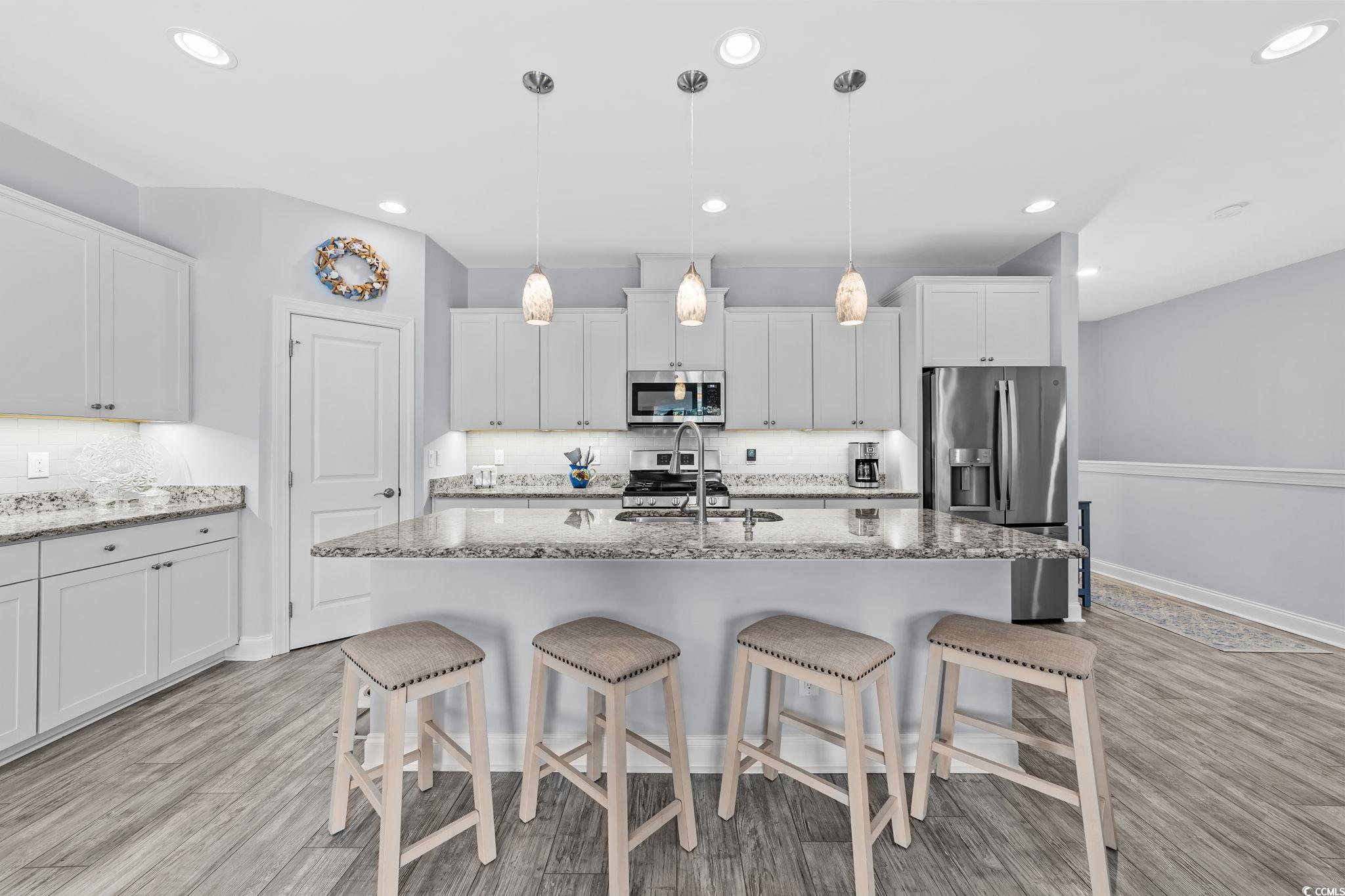 1913 Enclave Ln. Unit: C-102