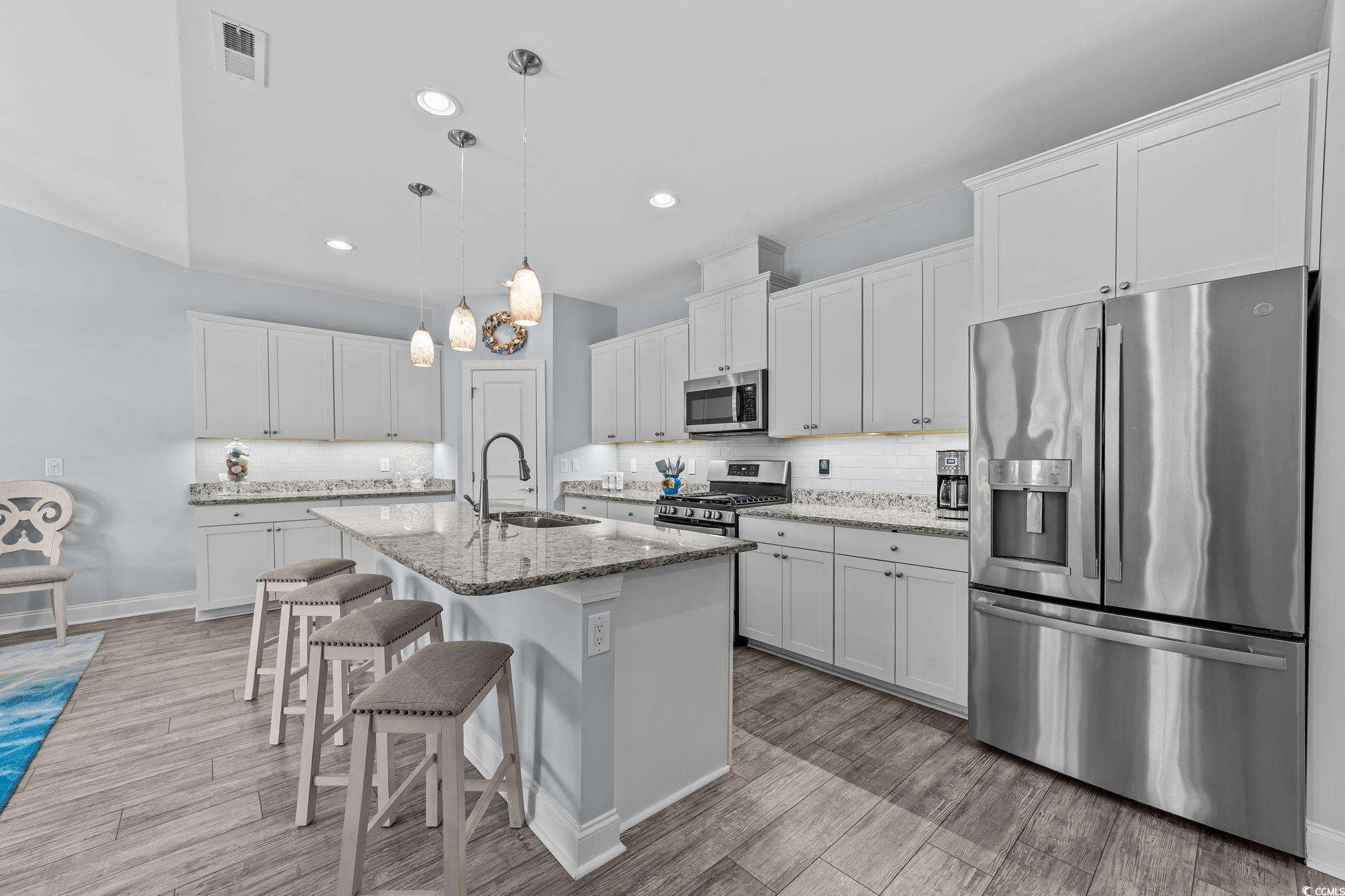 1913 Enclave Ln. Unit: C-102