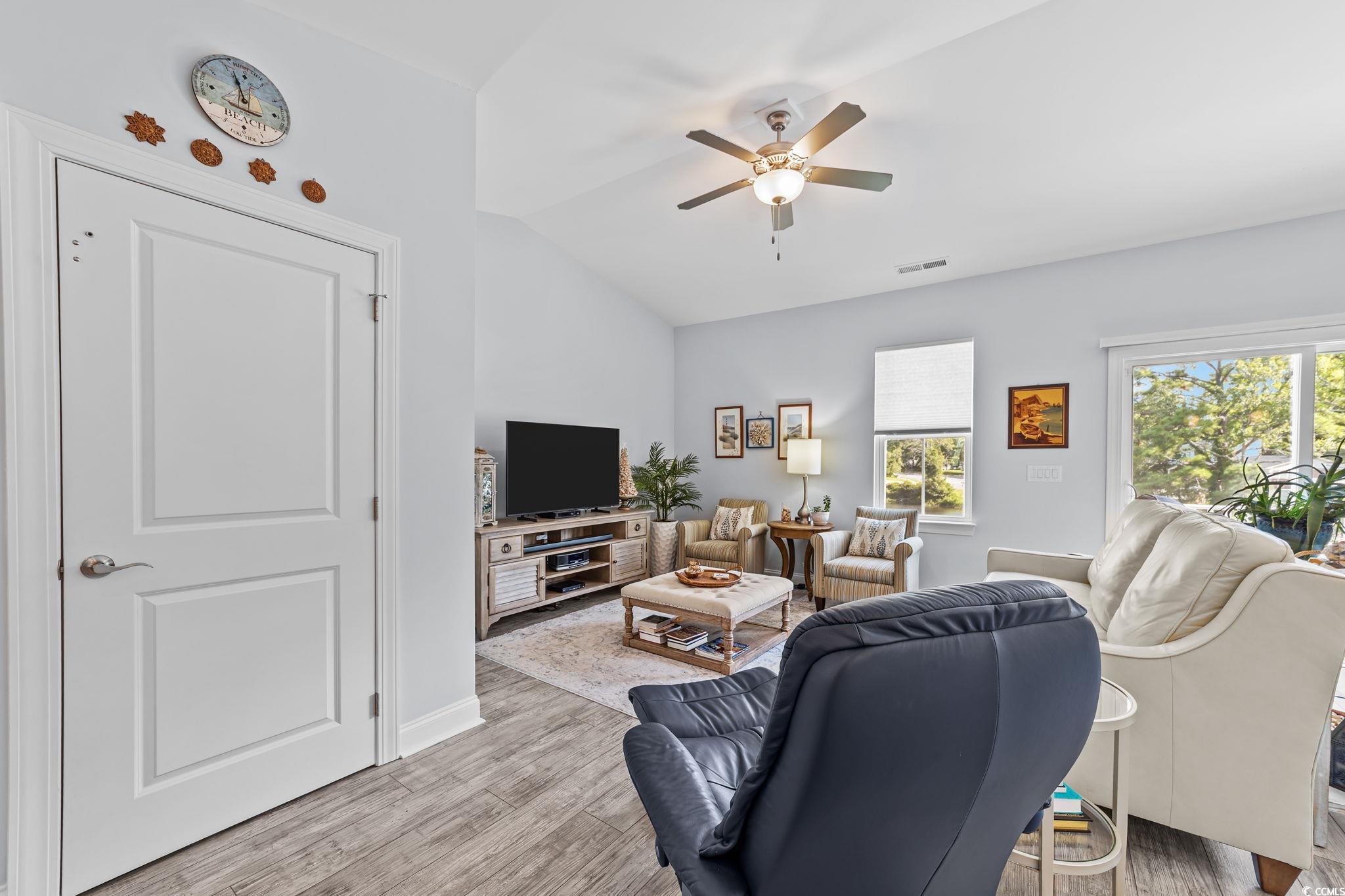 1913 Enclave Ln. Unit: C-102